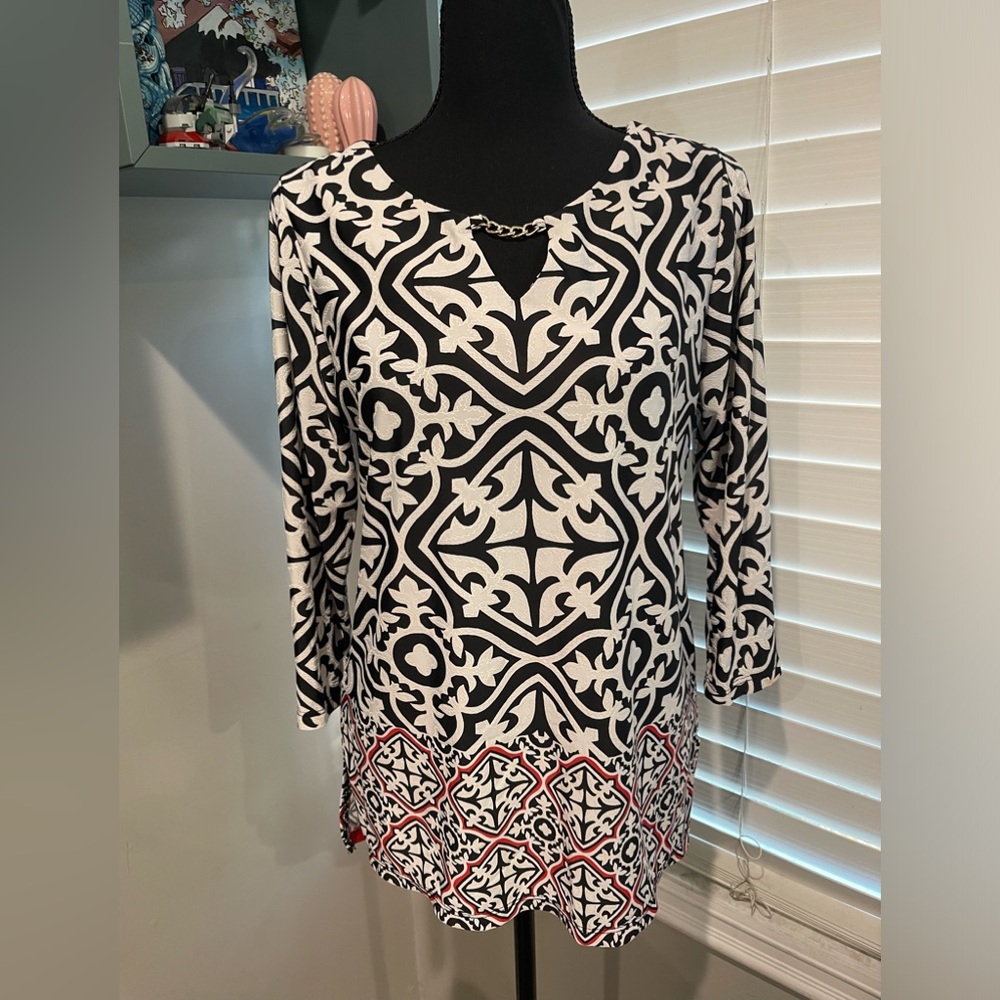 La Vanya‎ Floral 3/4 Sleeve Blouse